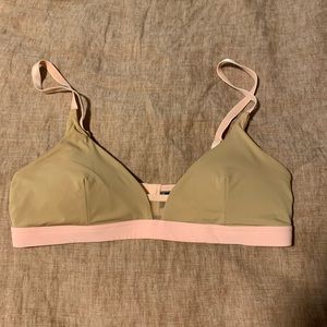 Pepper Limitless Wirefree Scoop Bra in Limited Edition color size Small